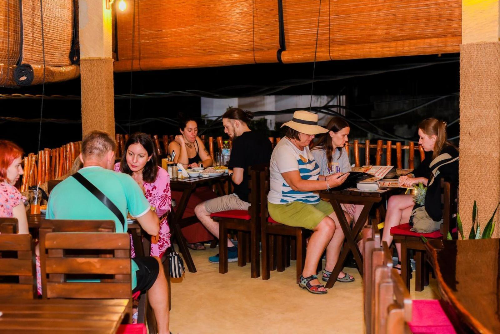 Готель Coconut Style Restaurant & Milinda Guest Унаватуна Екстер'єр фото